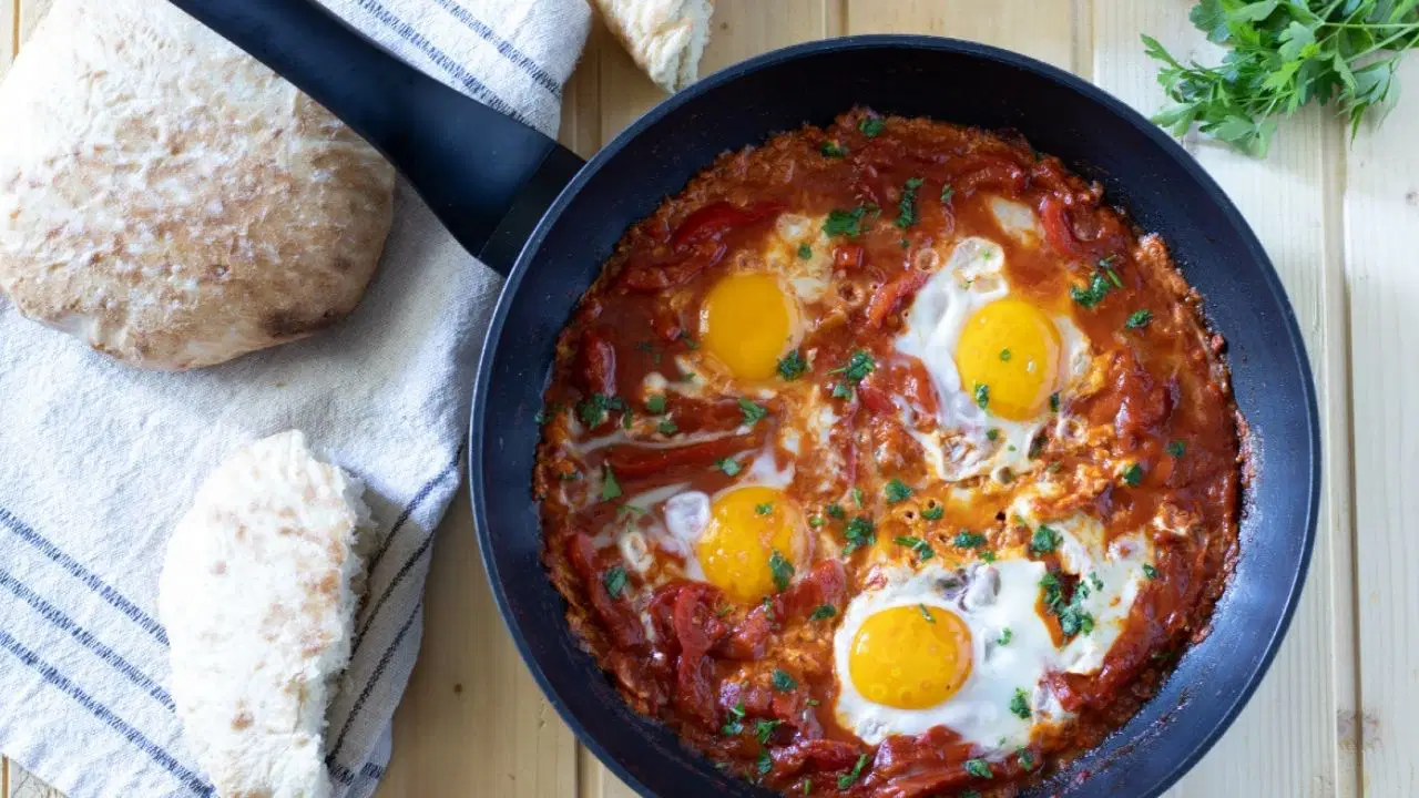 Kahvaltıların efsane lezzeti: Shakshuka