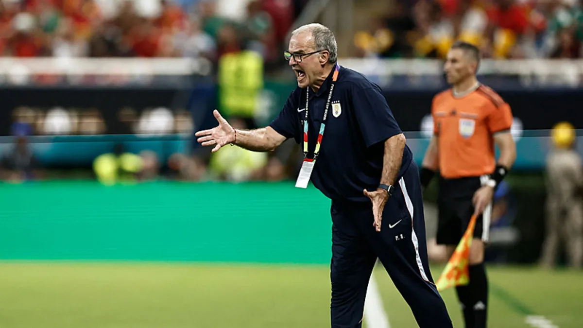 Uruguay'da Marcelo Bielsa dönemi sona erdi! Dünya Kupası'nda gruptan çıkamadı