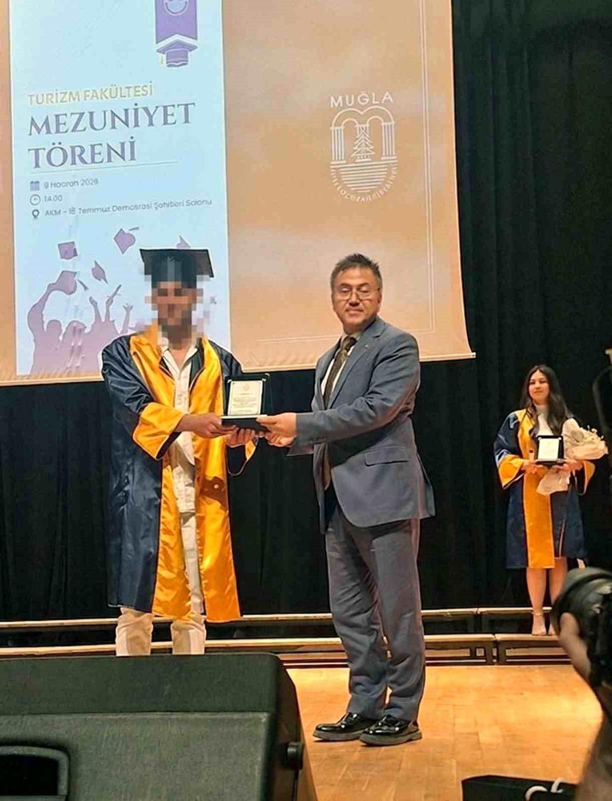 Demir parmaklıklar ardında fakülte birinciliğine