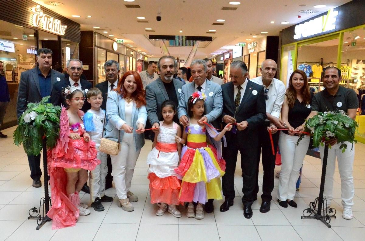 Eskişehir'de "Etwinning İyi Örnekler Sergisi" kapılarını açtı