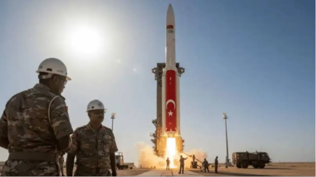 Fransız basını uydu görüntülerini paylaştı! 350 milyon dolarlık sır üs Warsheikh’te yükseliyor: Türkiye dünyada 13. sıraya yerleşecek!