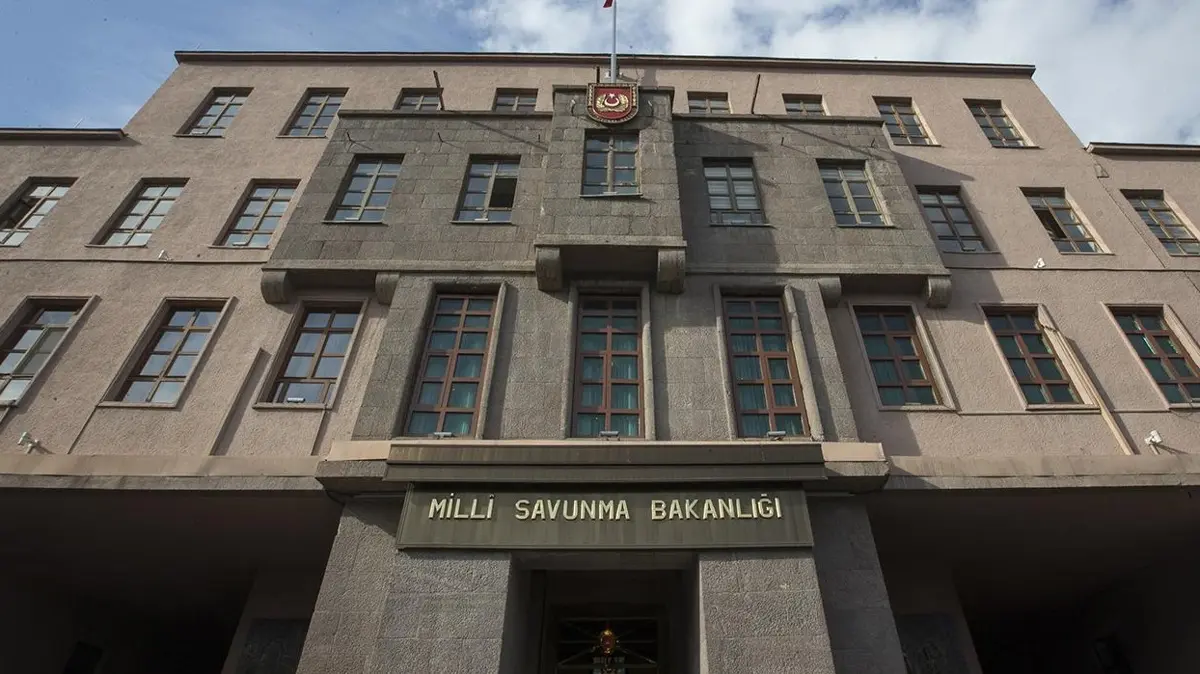 MSB'den 15 Temmuz mesajı: Hainler milletin iradesine çarptı