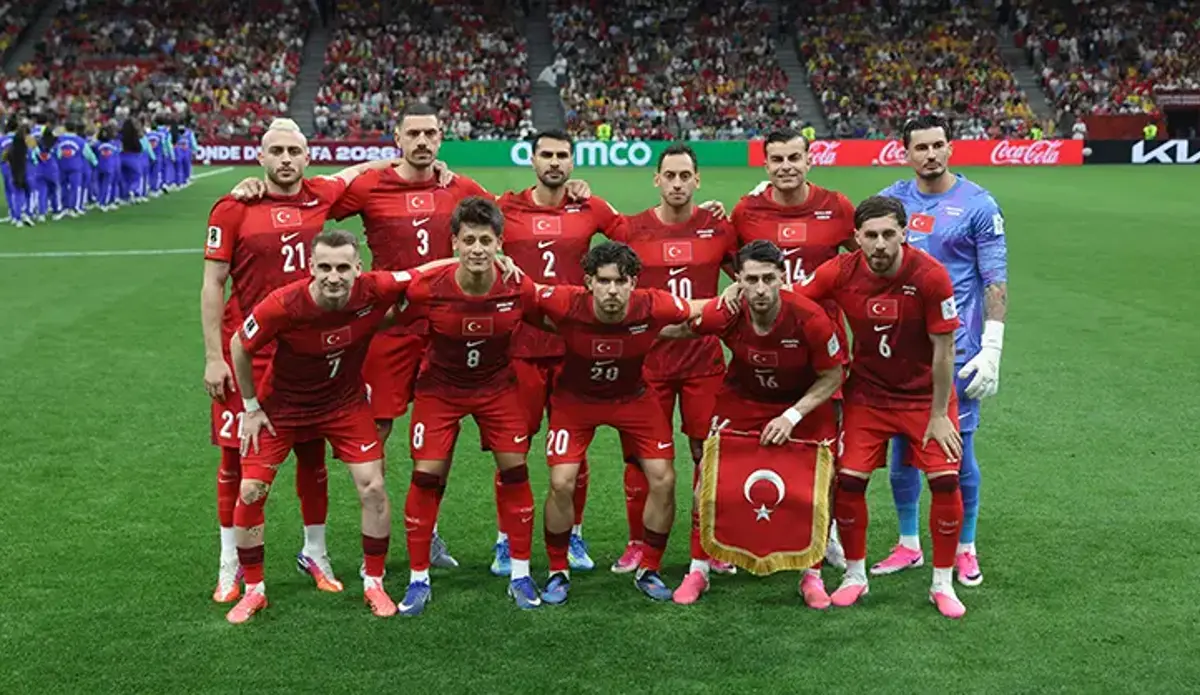 Eren Elmalı ve Merih Demiral'dan bir kez daha imaj değişikliği! Gündem olmuşlardı, eskiye geri döndüler