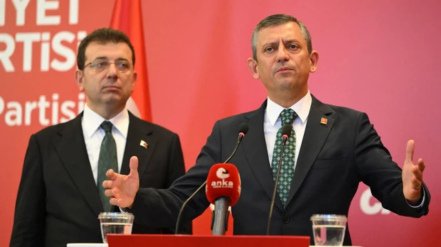 Sinan Burhan canlı yayında tek tek sıraladı: Özgür Özel ve Ekrem İmamoğlu bu dört konuda ayrışıyor