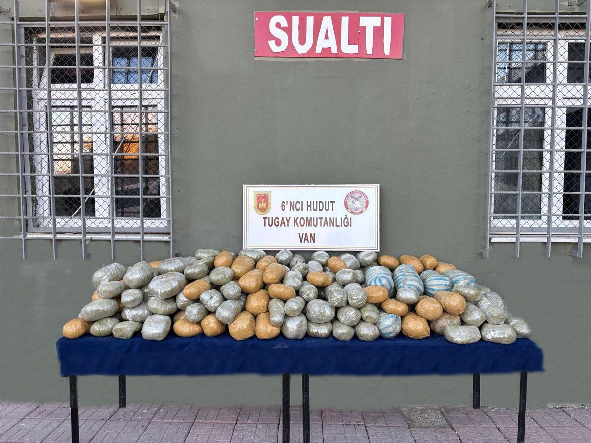 MSB: Van hudut hattında 290 kilo uyuşturucu ele geçirildi