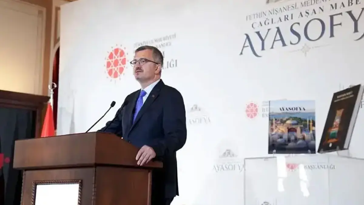 İletişim Başkanı Duran: Ayasofya’nın kubbeleri yeniden tekbirlerle ve Kur’an tilavetleriyle yankılandı
