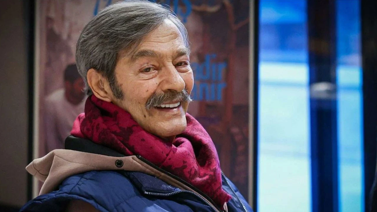 Yeşilçam'ın efsanesi Kadir İnanır hayatını kaybetti
