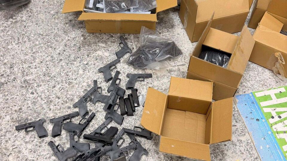İzmir'de suç örgütlerine operasyon: 10 tutuklama