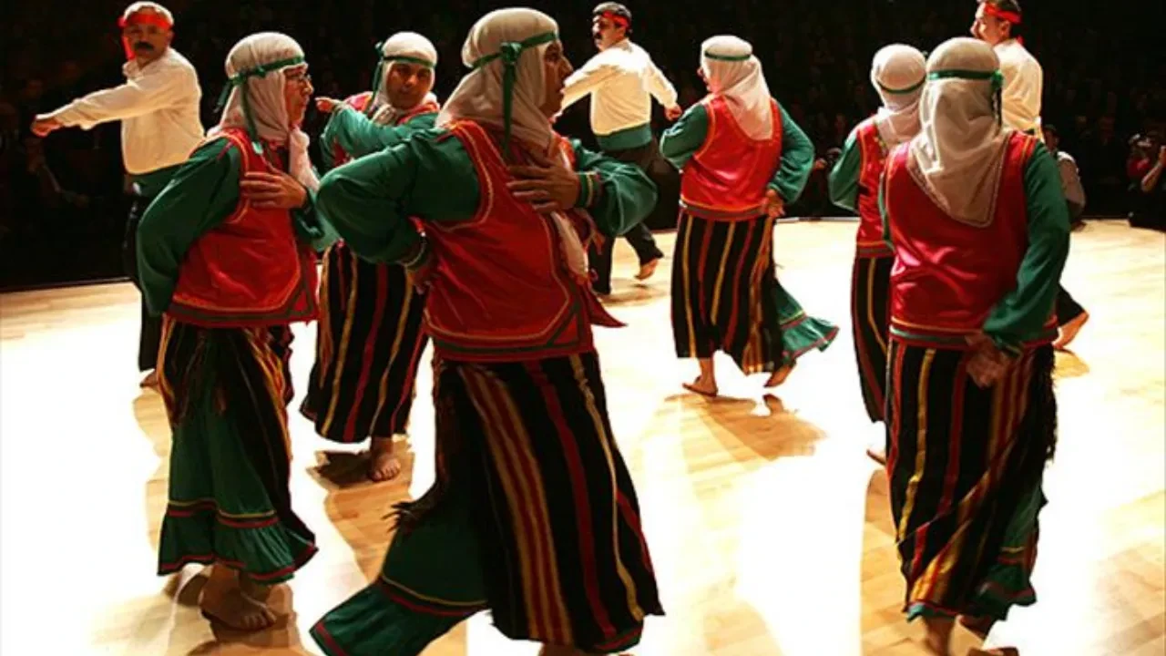 Bakan Tekin duyurdu: MEB'den Alevilik-Bektaşilik inancı için 12 eğitim modülü