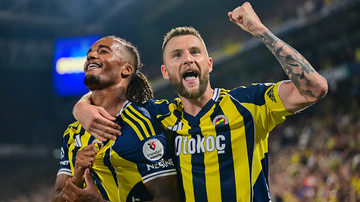 Dev transfer iddiası! Fenerbahçeli oyuncuya Chelsea kancası!