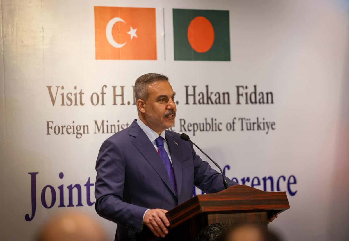 Fidan'dan Bangladeş'te 'İsrail' uyarısı: Ateşkesi sabote etme girişimlerine engel olunması şarttır