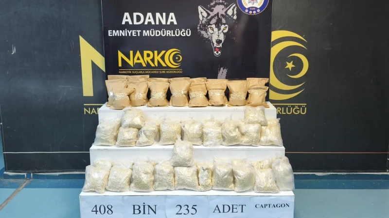 Adana’da dev operasyon: Tırın gizli bölmesinde 408 bin uyuşturucu hap ele geçirildi