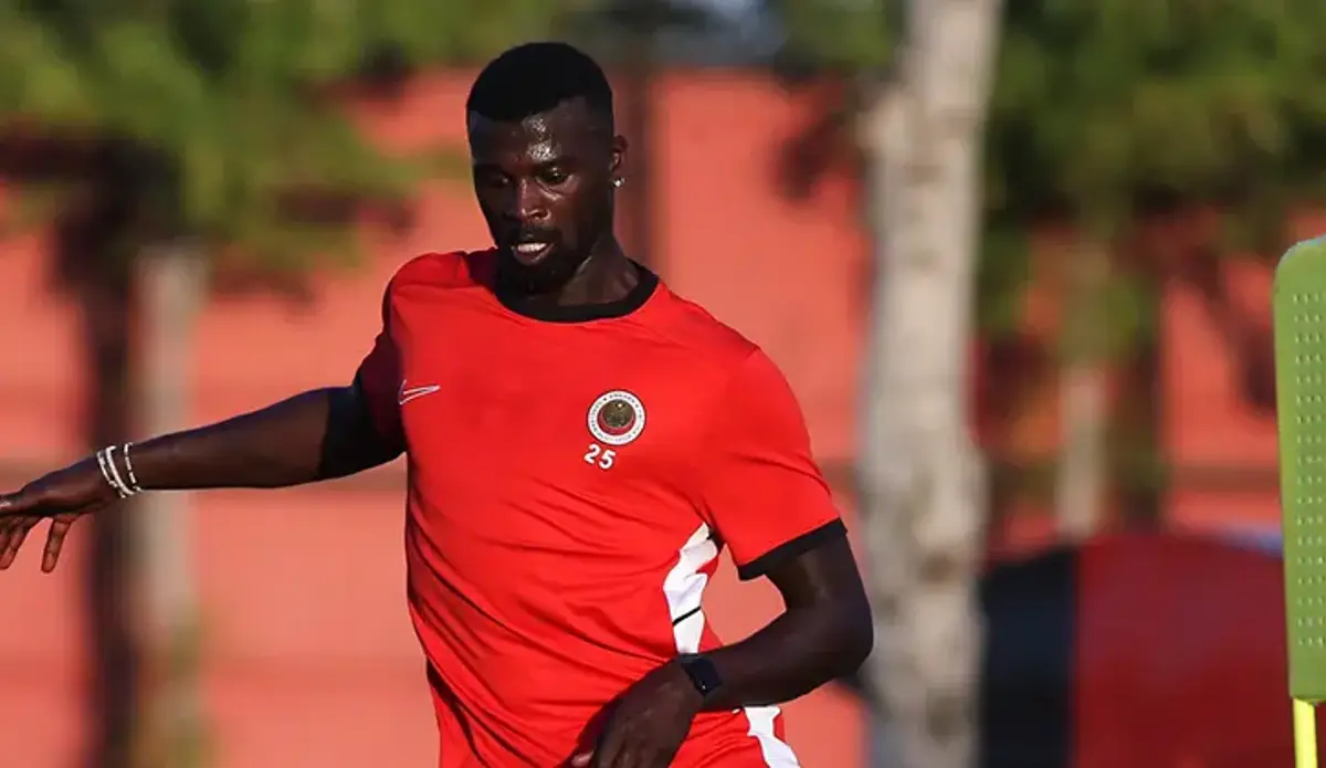 Gençlerbirliği, M'Baye Niang ile yolları ayırdı