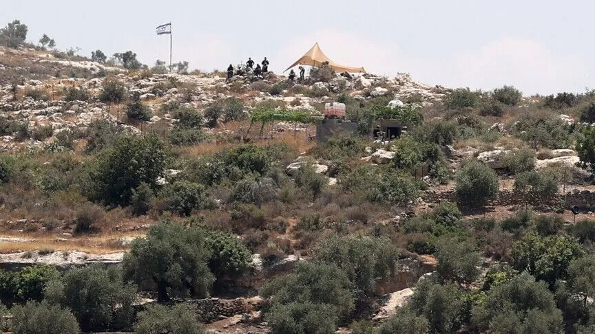 İsrail, son 3 yılda Batı Şeria’da 185 kaçak yerleşim birimi kurdu; 118 Filistinli topluluğu yerinden etti