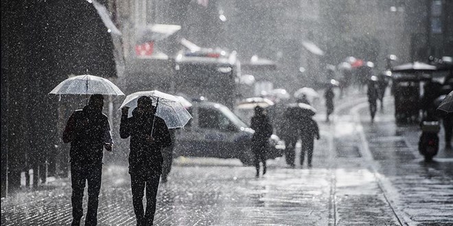 Meteoroloji'den bazı bölgeler için fırtına ve kuvvetli yağış uyarısı