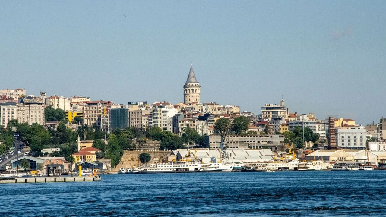 Haftanın en sıcak günü belli oldu! AKOM İstanbul'u uyardı