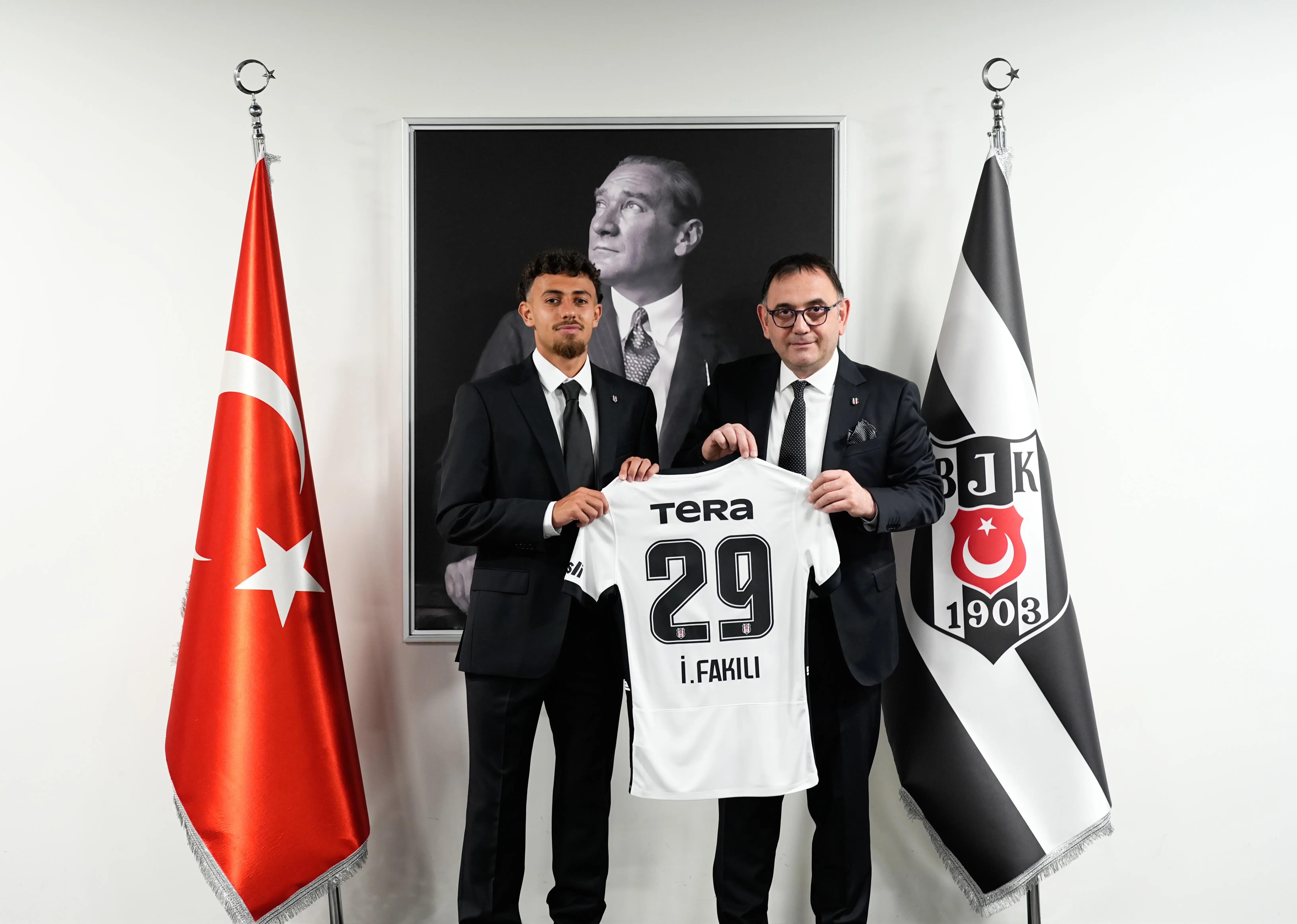 İlhan Fakılı: Beşiktaş'ta olmak büyük gurur