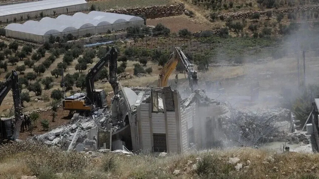 İsrail, Batı Şeria'da 12 bin yeni yasa dışı konut yapacak