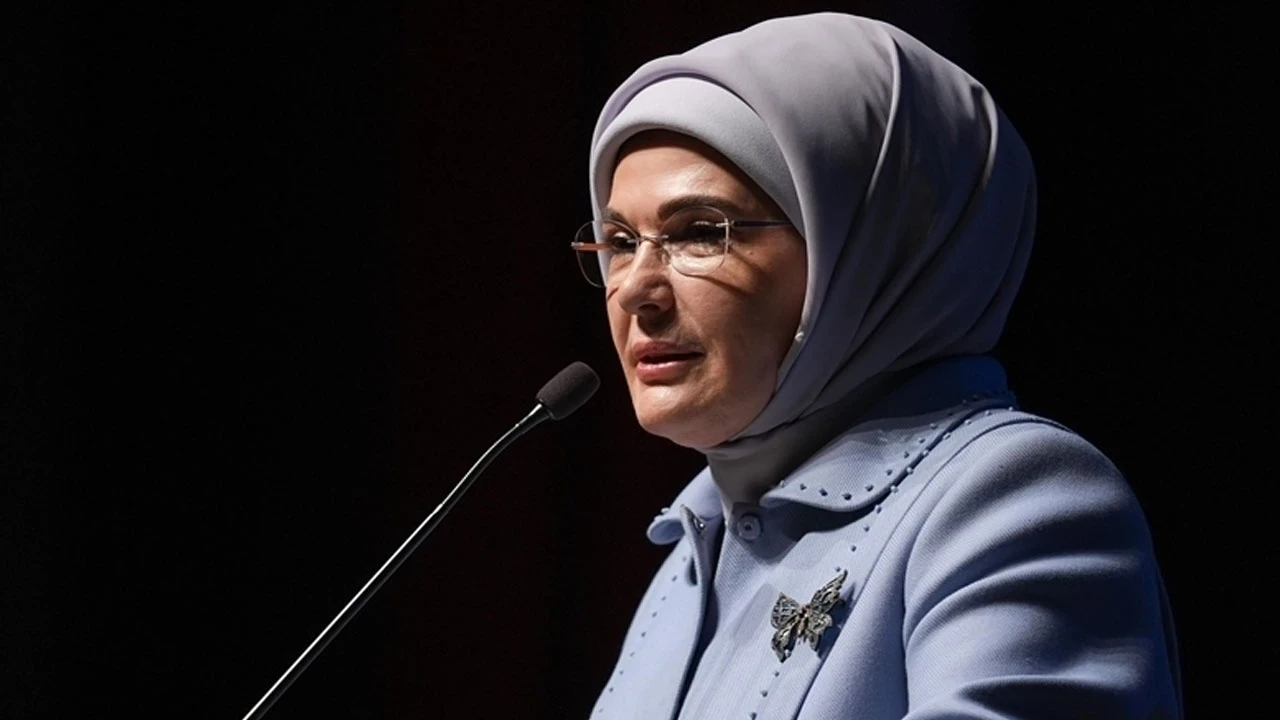 Emine Erdoğan'dan "10. Yılında 15 Temmuz: İrade Bizim, Zafer Bizim" paylaşımı