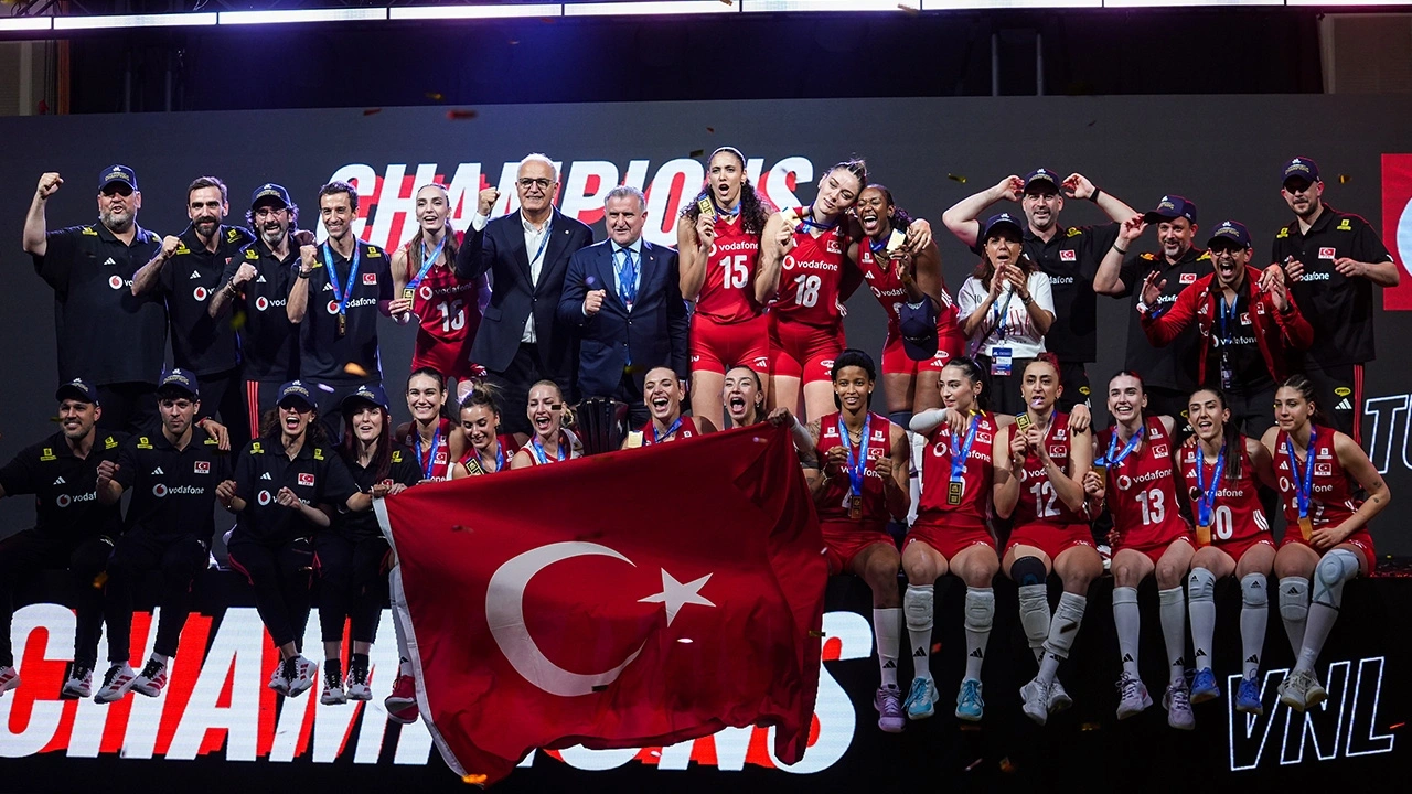 Filenin Sultanları son noktayı koydu: Milliler 24 saatte 3 kez şampiyon oldu