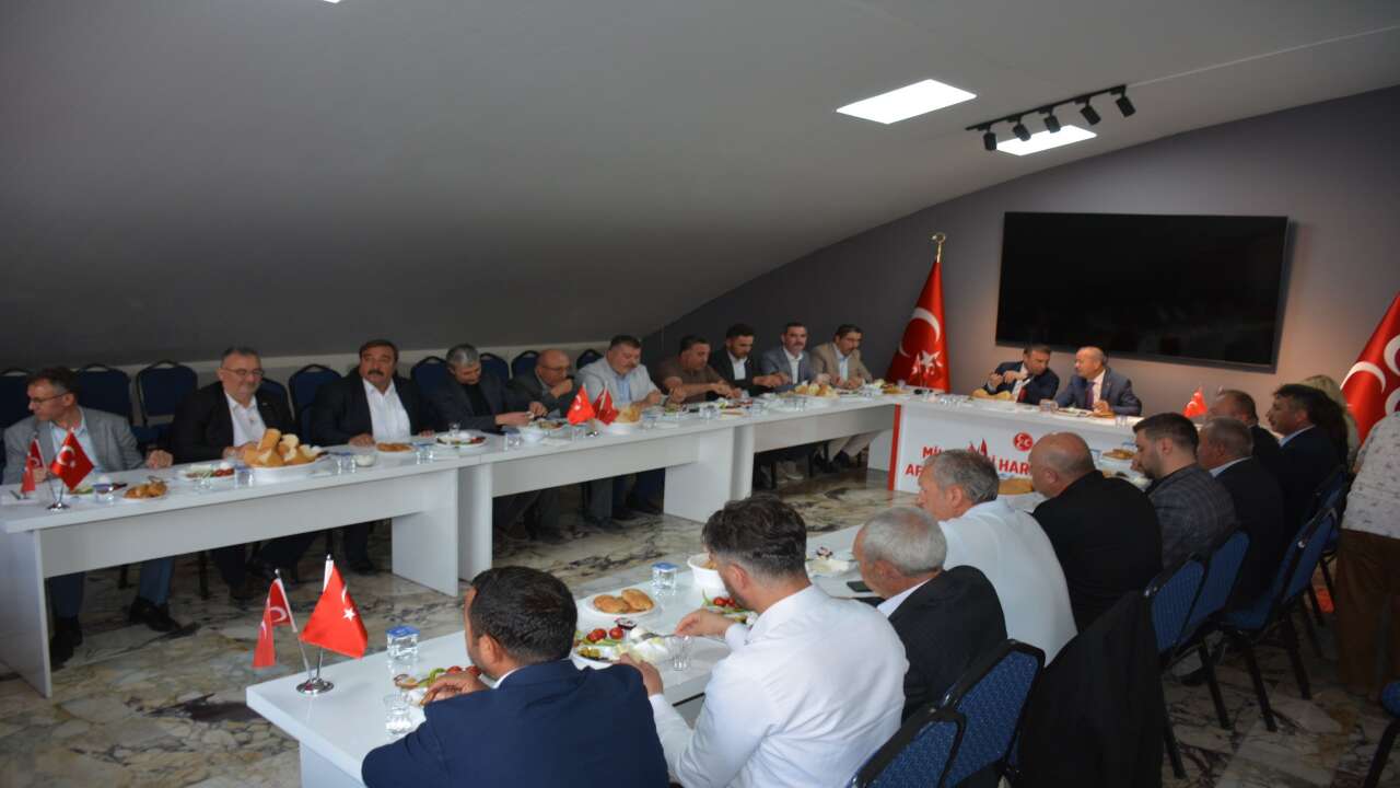 MHP Afyonkarahisar’da tek yumruk! MHP'li Taytak istişare toplantısına katıldı