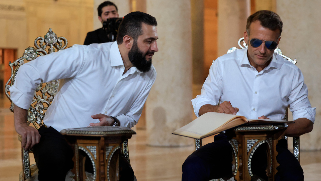 Macron Suriye'deyken patlama olmuştu: Failler yakalandı