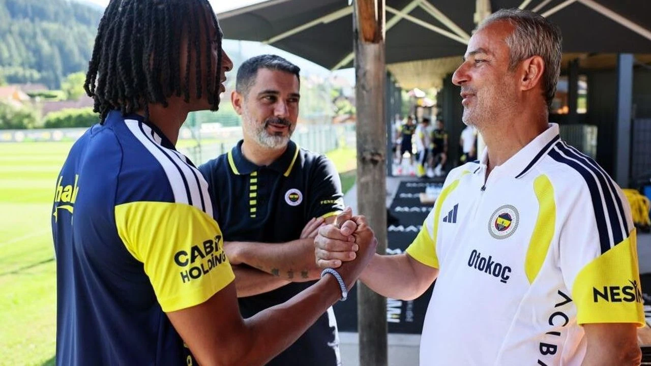 Nathan Ake, kampa katıldı