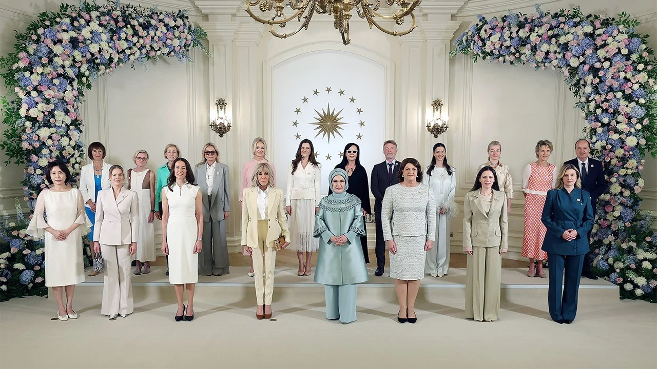 Lider eşleri Çankaya Köşkünde’ydi! Davete 2 “First Gentleman” damga vurdu