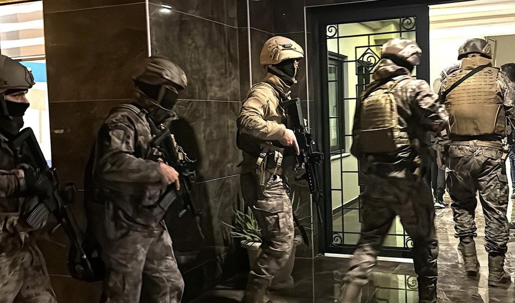 30 milyar liralık yasa dışı bahis ağına darbe: 32 şirkete el konuldu