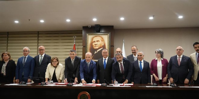 Klasik staj dönemi bitiyor: Öğrenciler kampüsten işletmeye geçecek