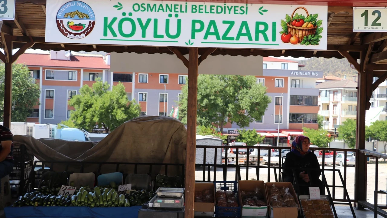 Osmaneli Belediyesi Köylü Pazarı hizmete açıldı