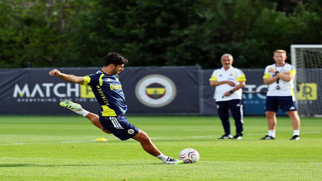 Fenerbahçe'de Avusturya kampı tam gaz! Akşam seansında hücum taktiği