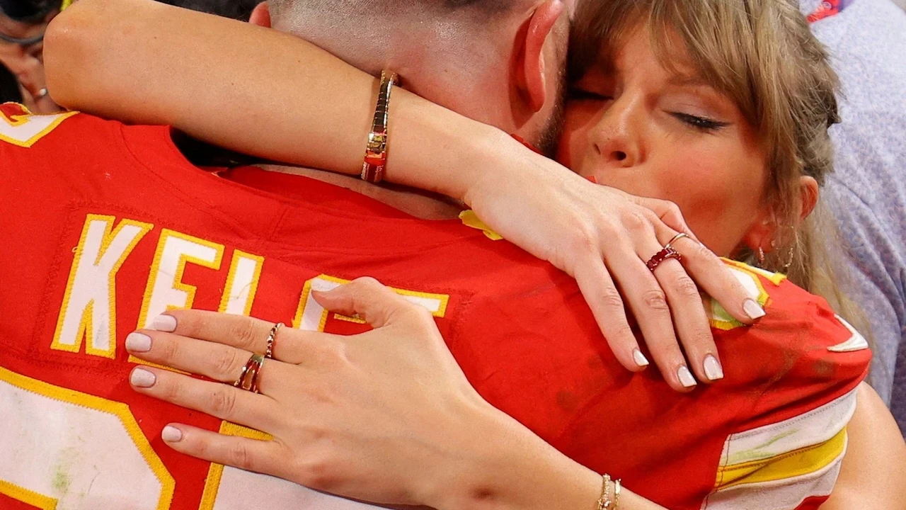 Merakla beklenen düğün gerçekleşti: Taylor Swift evlendi