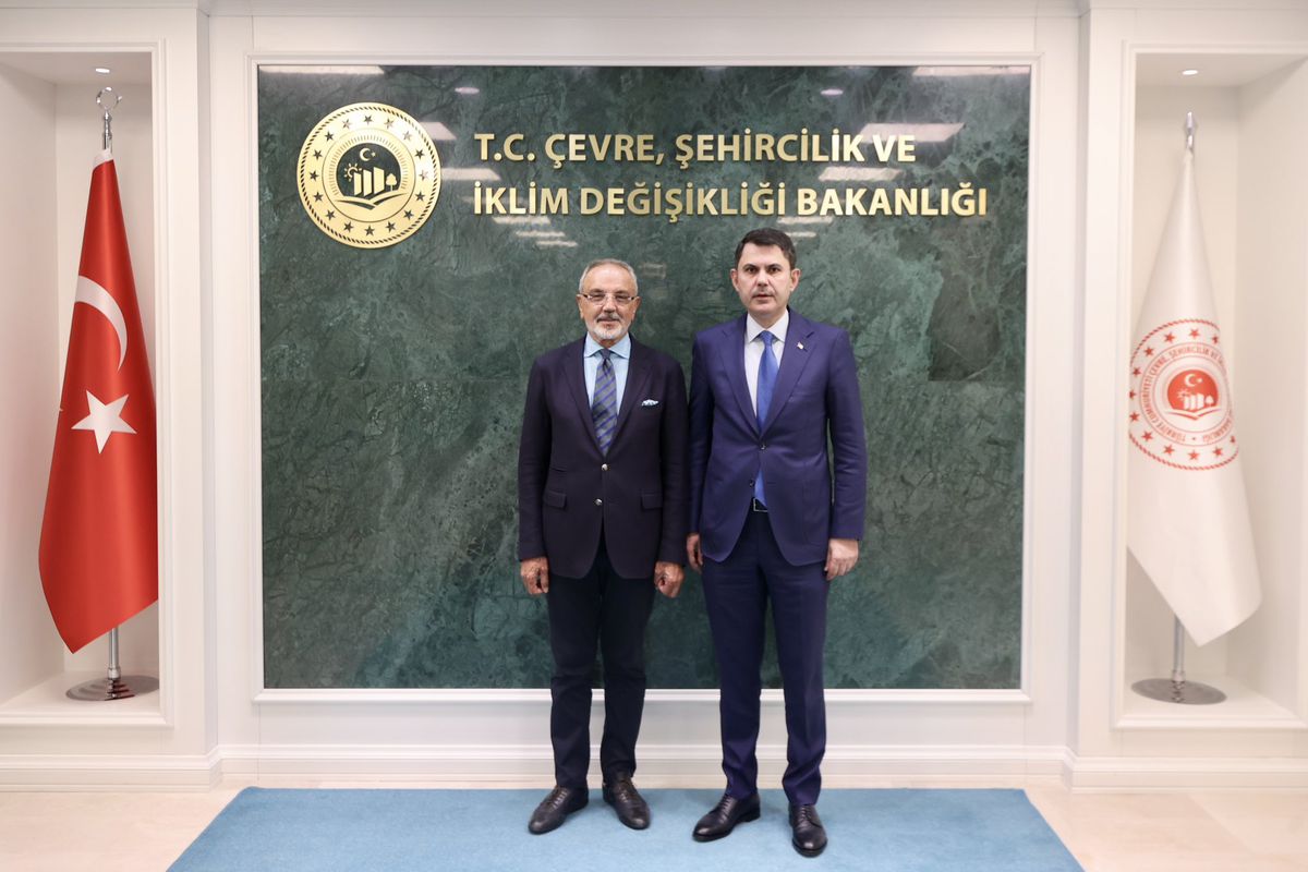 Bakan Kurum'dan DEM Partili Sakık ile görüşme