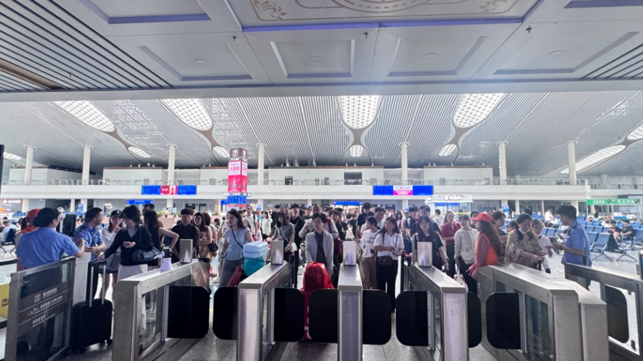 Hangzhou-Taizhou YHT'de yolcu sayısı 100 milyonu aştı