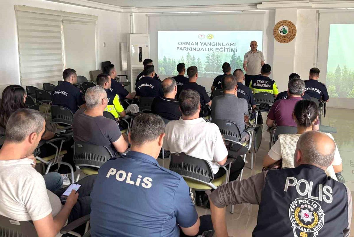 Kavaklıdere'de orman yangınlarıyla mücadele eğitimi düzenlendi