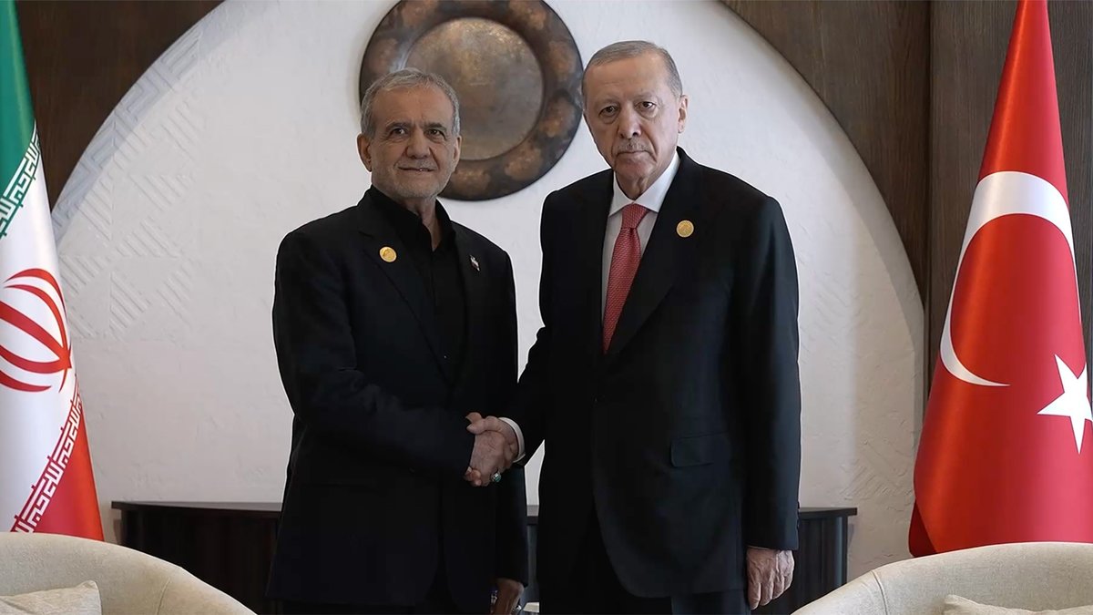 Başkan Erdoğan, İran Cumhurbaşkanı Pezeşkiyan ile görüştü