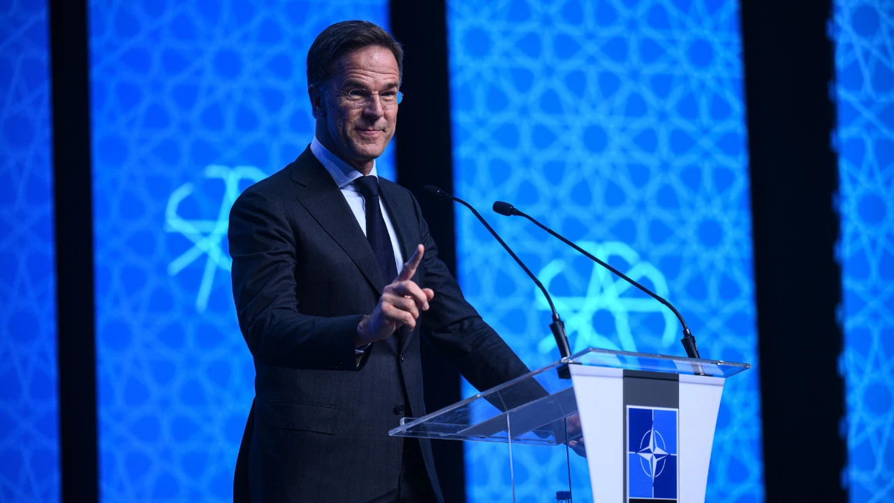 Rutte: "ABD'nin NATO'ya ihtiyacı var"