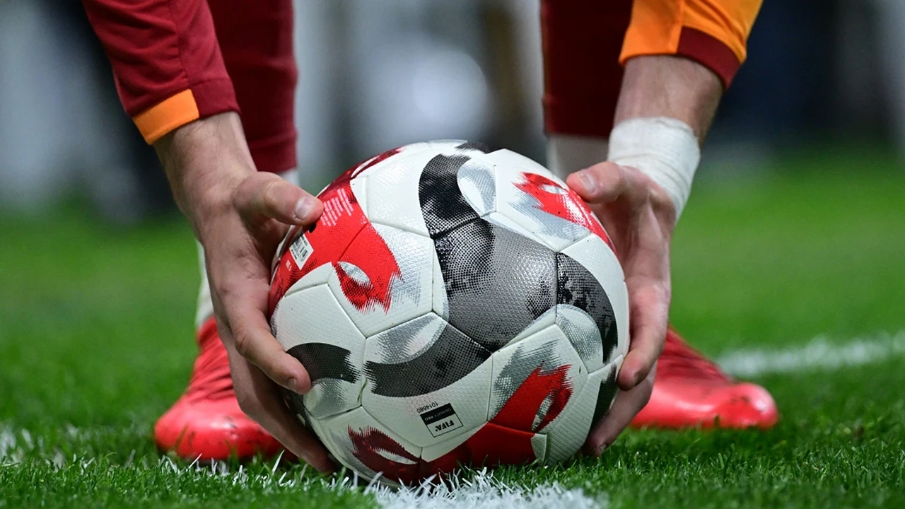 Süper Lig'de program belli oldu: Perde Galatasaray ile açılıyor