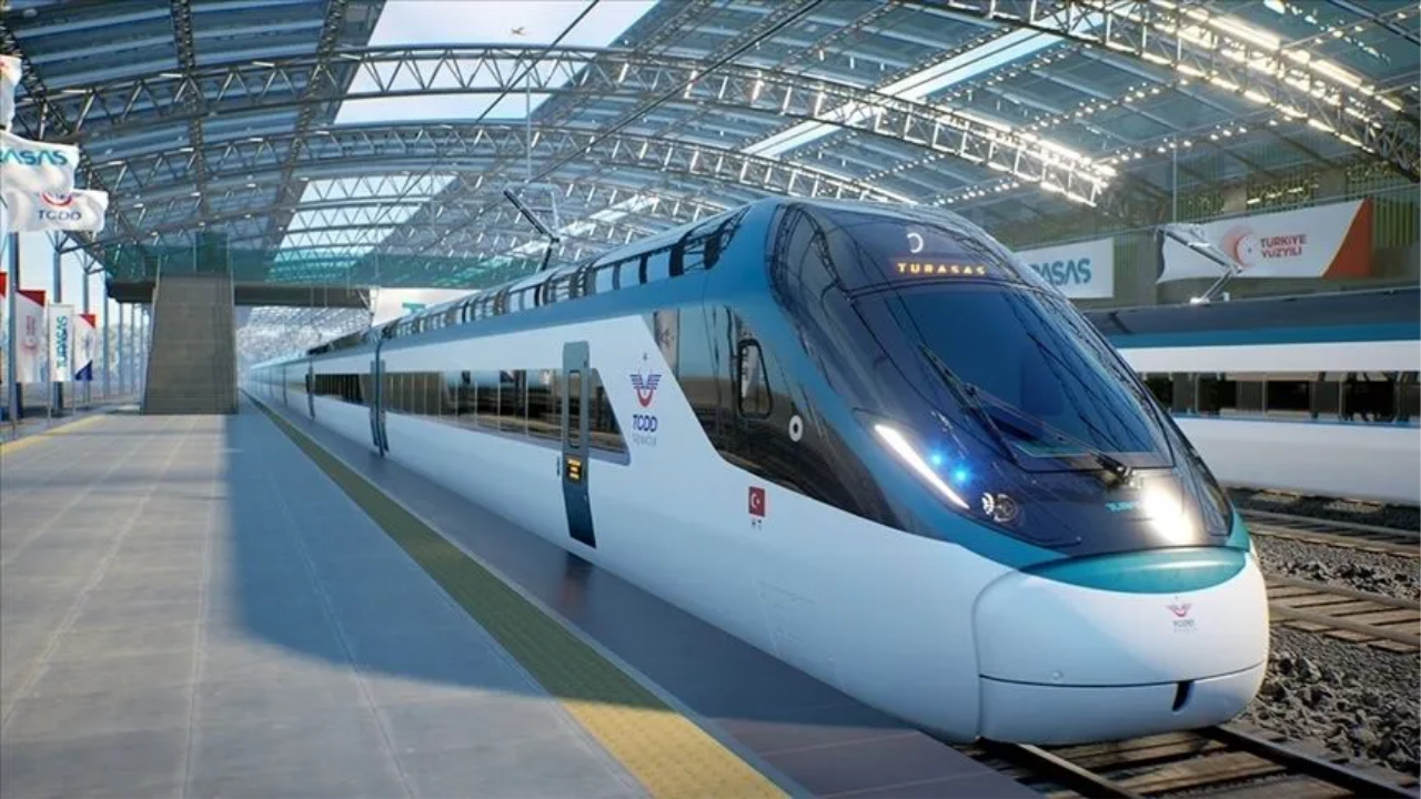 Milli Elektrikli Tren 22 Temmuz itibarıyla Uzunköprü-Halkalı hattında kullanılacak