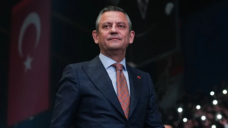 Özgür Özel ekibinden kritik hamle! 28 isim PM'den istifa etti, şimdi ne olacak