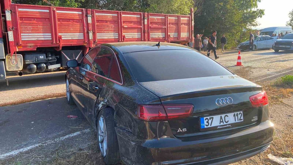 Kastamonu'da iki araç çarpıştı: 2 yaralı