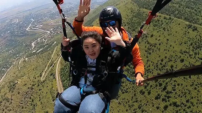 Down sendromlu Zekiye’nin yamaç paraşütü hayali gerçek oldu