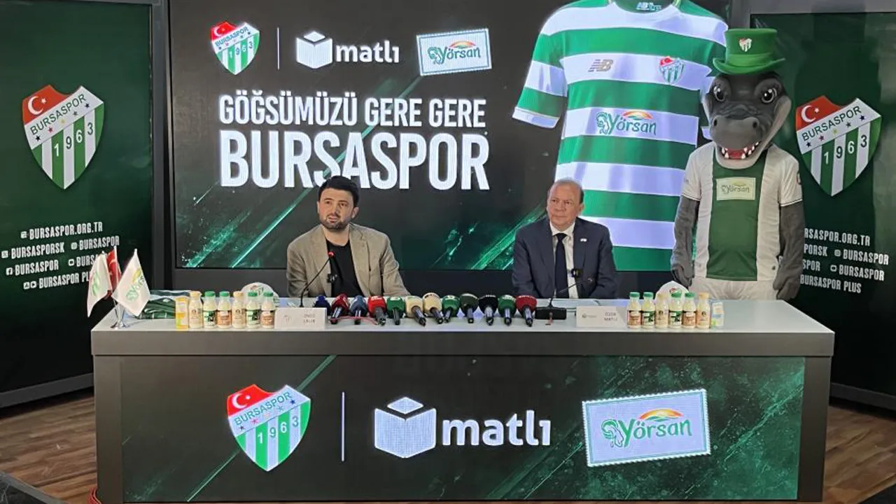 Bursaspor'da göğüs sponsorluk anlaşması: 70 milyon TL'lik imzalar atıldı