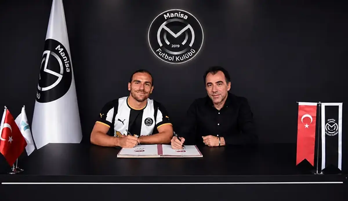 Manisa FK'dan 5 transfer hamlesi