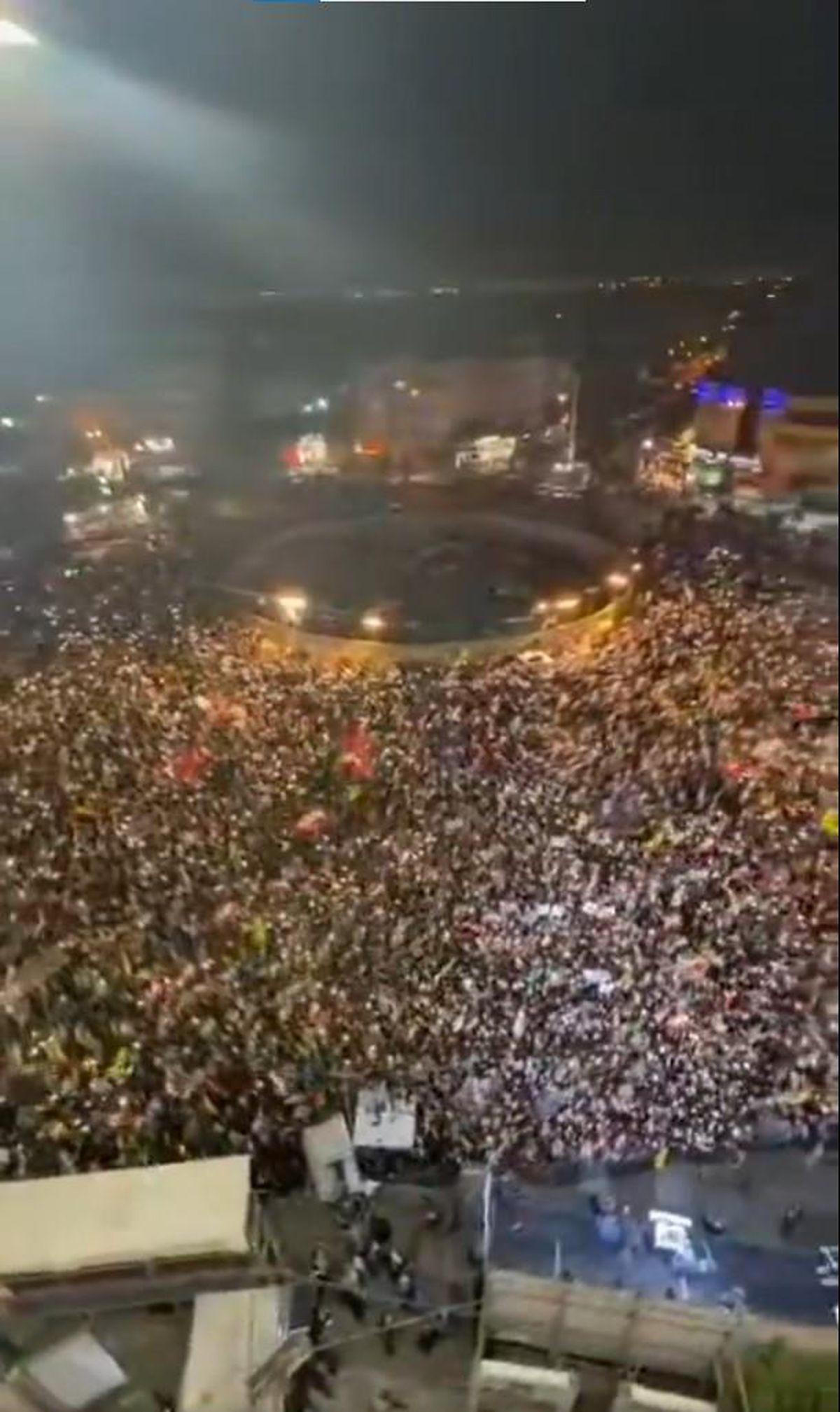 ABD ve İran anlaşmaya çok yakın! Tahranlılar sokaklara döküldü