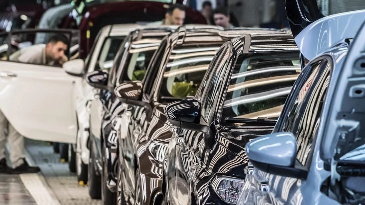 Otomotiv satışlarında üst üste beşinci düşüş
