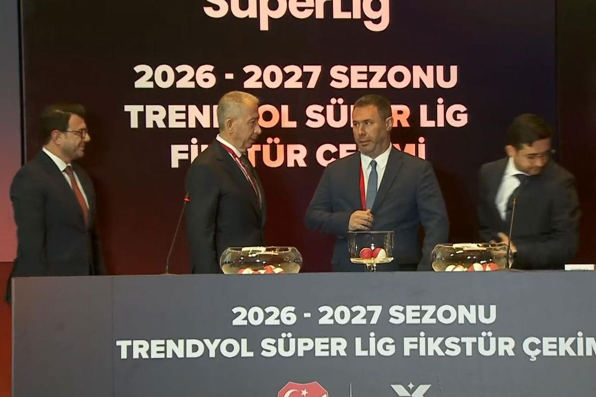 El dahi sıkışmadılar! Kura çekimine damga vuran anlar