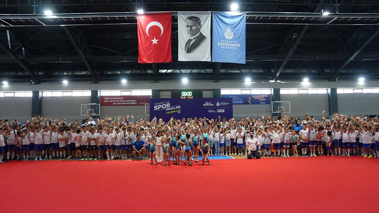 Geleceğin yıldızları sahne aldı