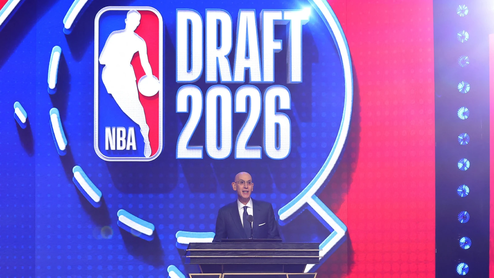 NBA Başkanı Adam Silver'dan LeBron’a: Artık karar ver de fikstürü ayarlayalım